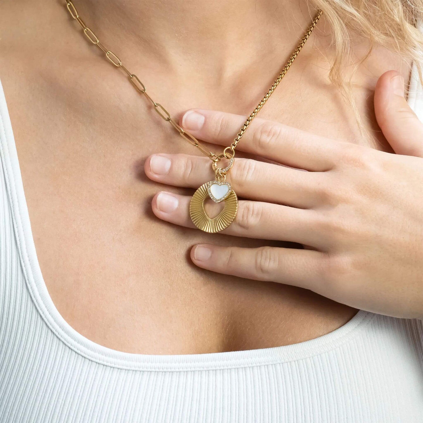Split Chain with Stone Charm Holder